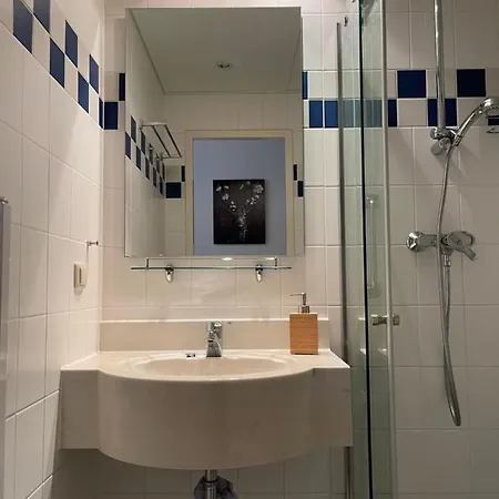 Lejlighed Naturnahes, Neu Eingerichtetes Mit 1 Schlafzimmer *
